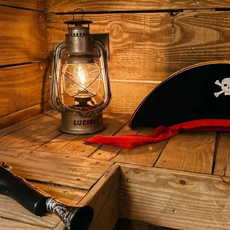 L'escale Du Corsaire Pirate - 5min Futuroscope - Climatisation - Parking - Au Futurostudio Дом отдыха